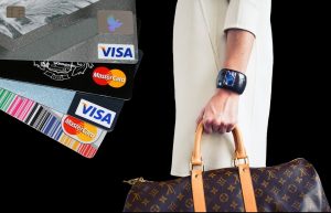 ข้อดีและข้อเสียของการใช้บัตรเครดิตในชีวิตประจำวัน