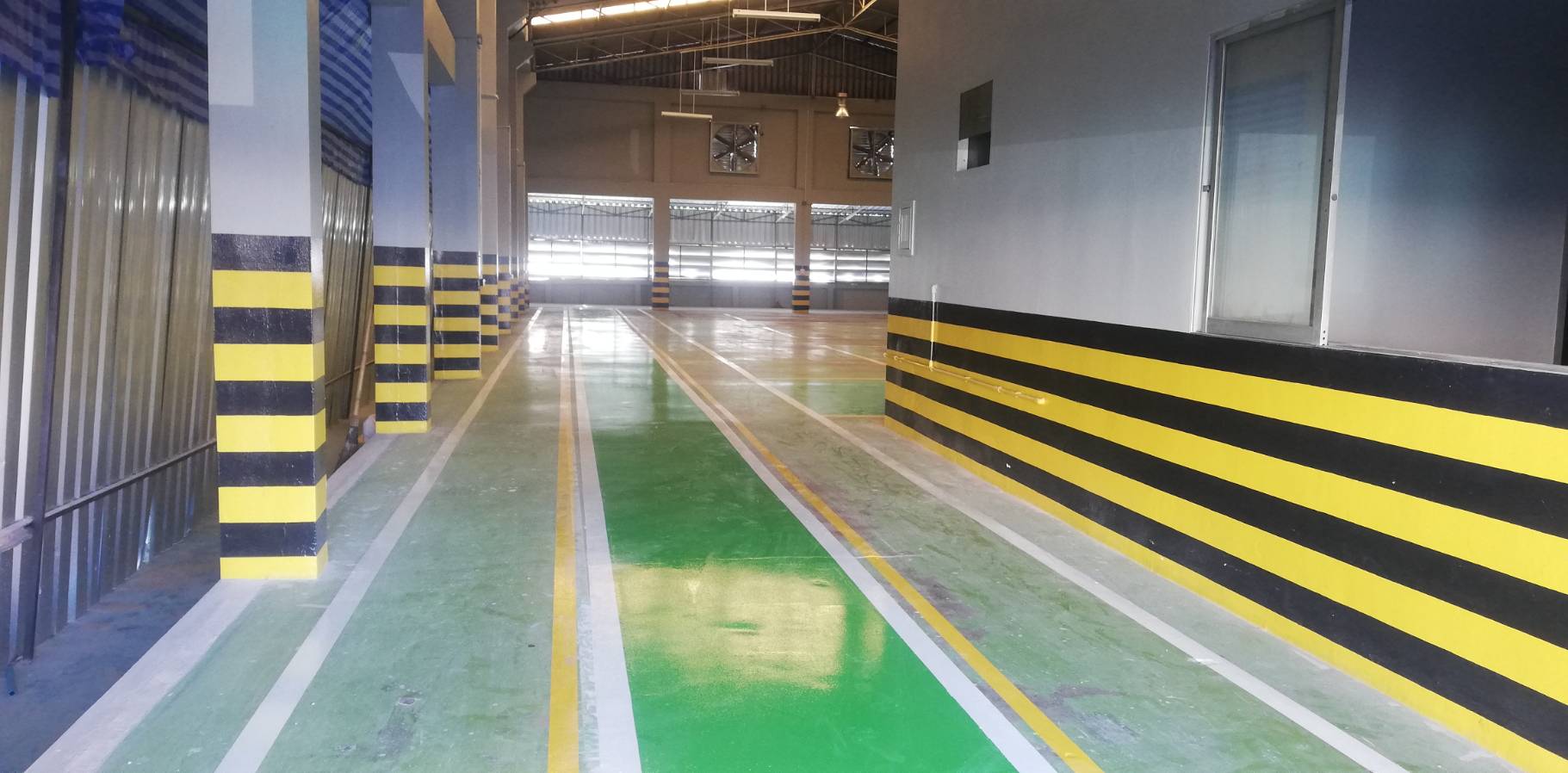 ซื้อบ้านหลังใหม่แถมพื้นพื้นอีพ็อกซี่ epoxy พื้นพียูราคาถูก