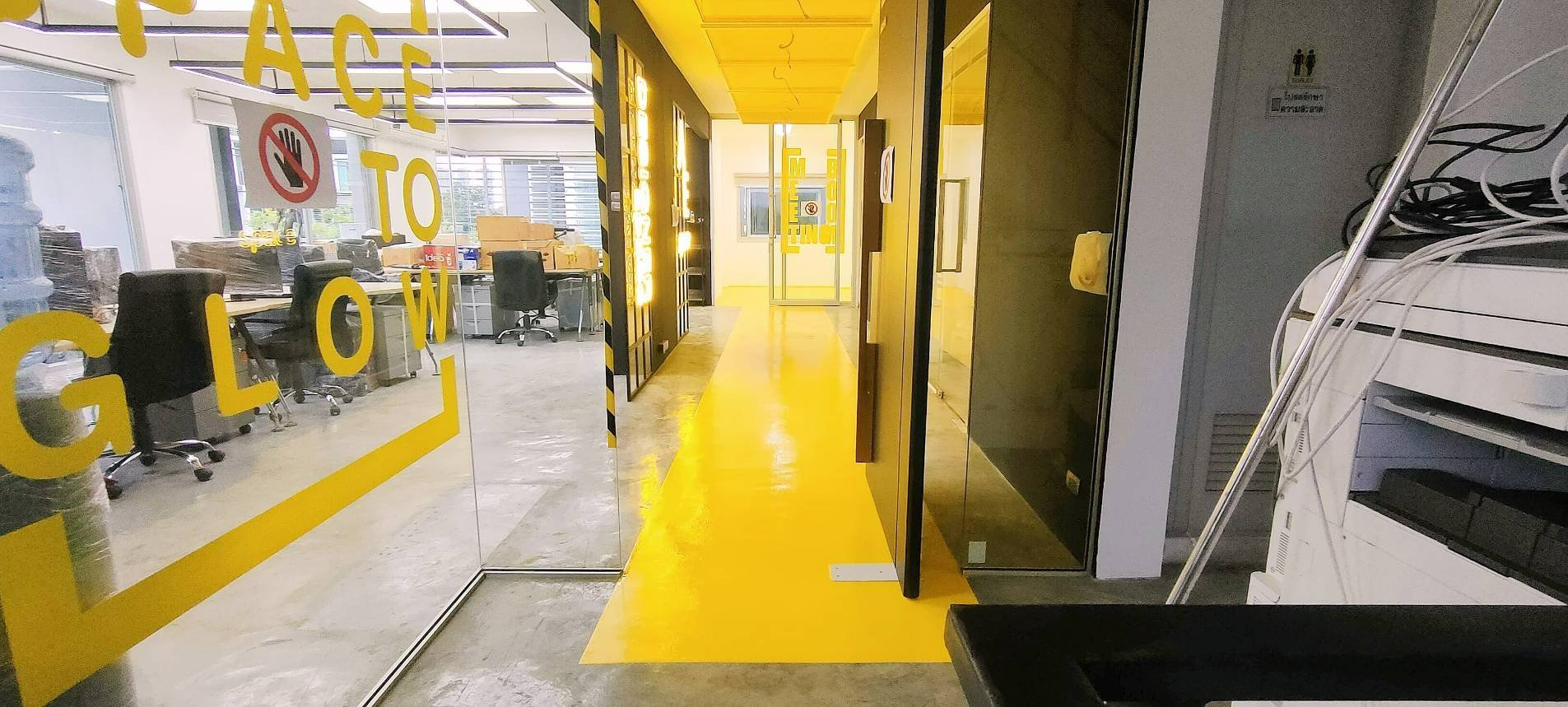 พื้น-Epoxy-สำนักงาน